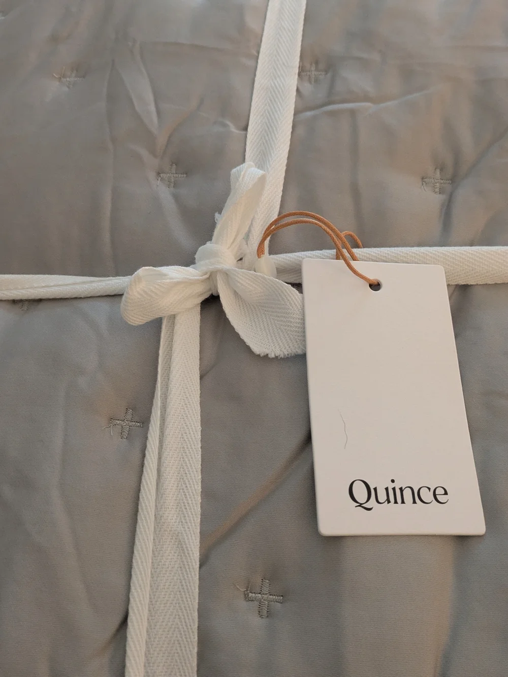 Quince Bamboo Dream Quilt King Cal King Light Grey